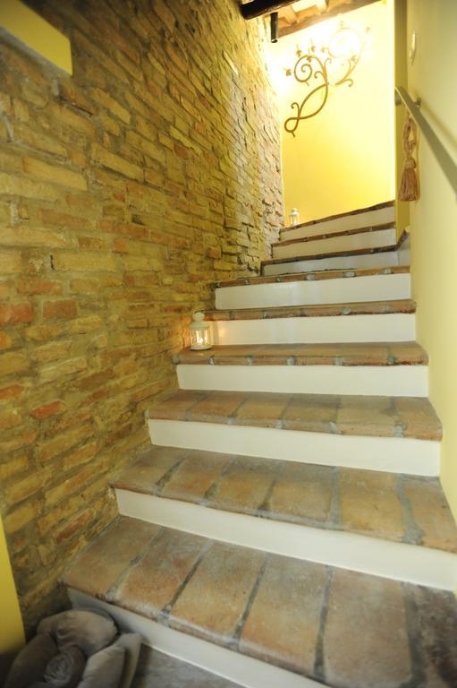 B&B Aurora Domus D'A-Mare Pesaro Exterior photo