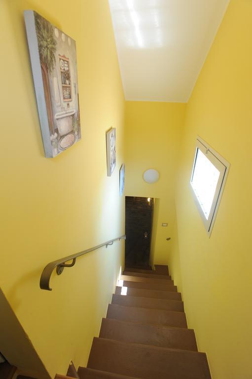 B&B Aurora Domus D'A-Mare Pesaro Exterior photo