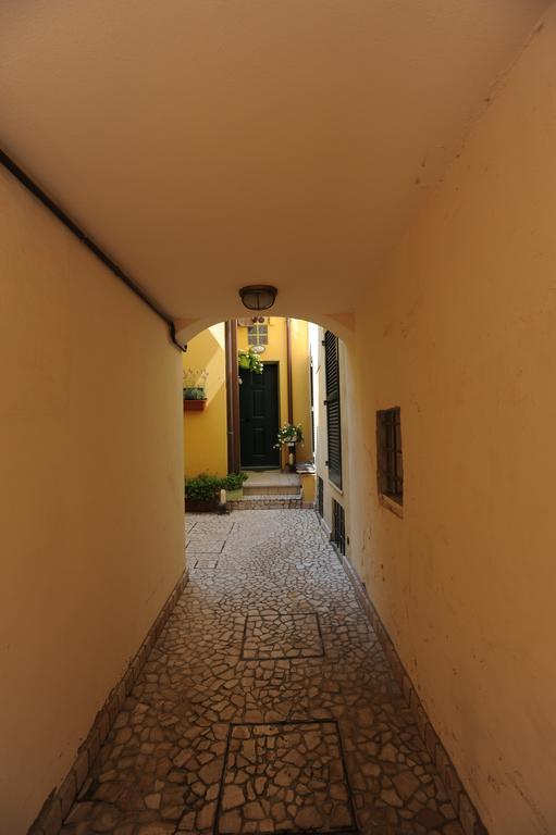 B&B Aurora Domus D'A-Mare Pesaro Exterior photo